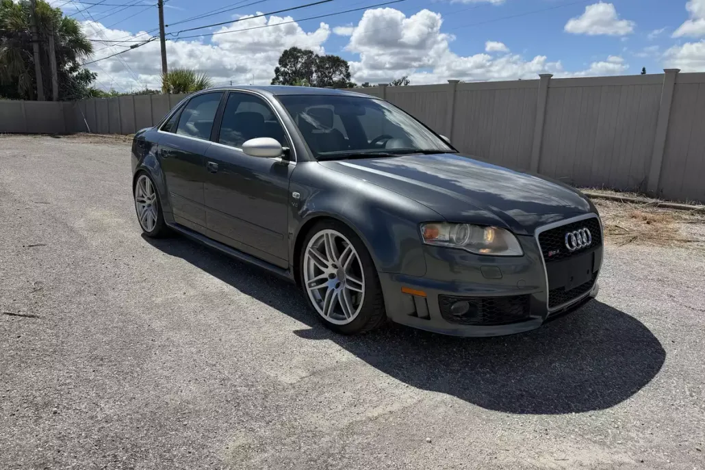 2007 Audi RS 4 photo 1