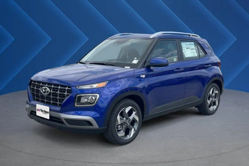 2025 Hyundai Venue SEL photo 1