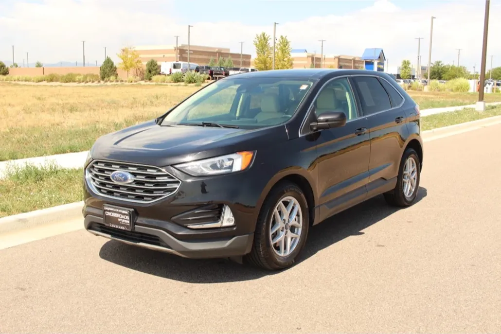 2021 Ford Edge SEL photo 1