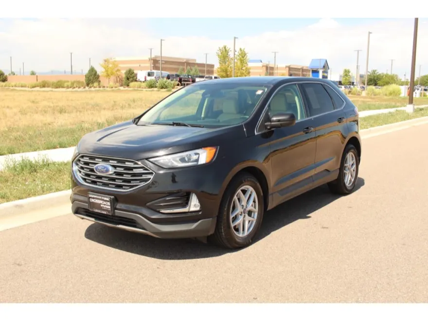 2021 Ford Edge SEL photo 1
