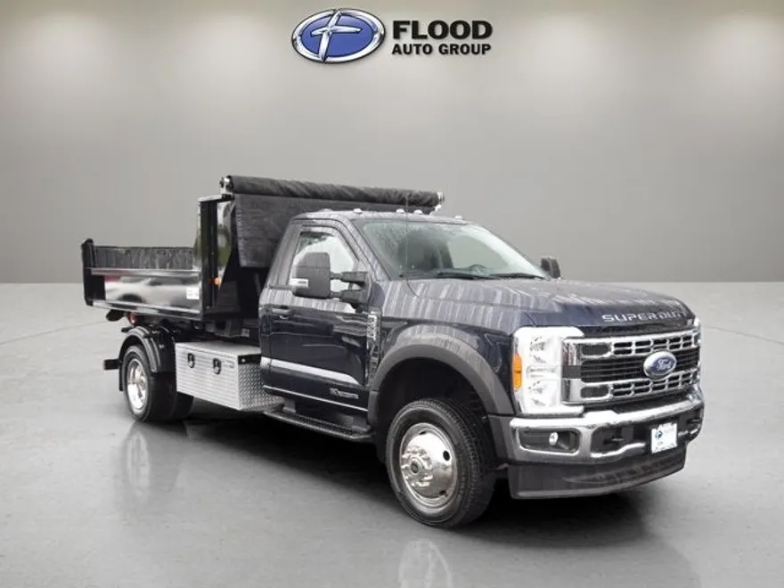 2023 Ford F-550 XL photo 1