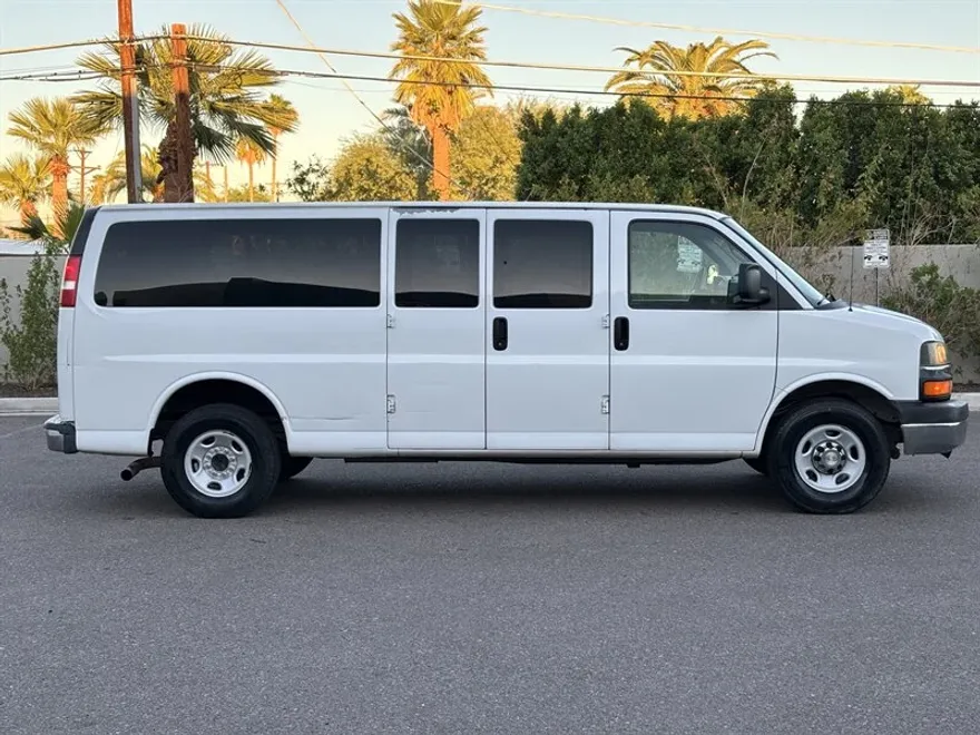 2012 Chevrolet Express LT 3500 Passenger Van photo 1