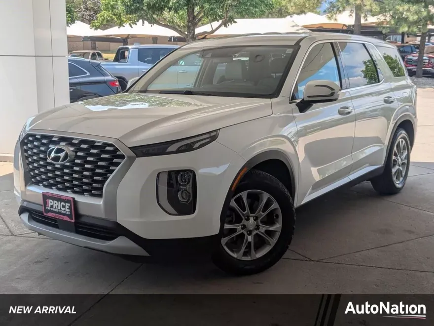 2022 Hyundai Palisade SE photo 1