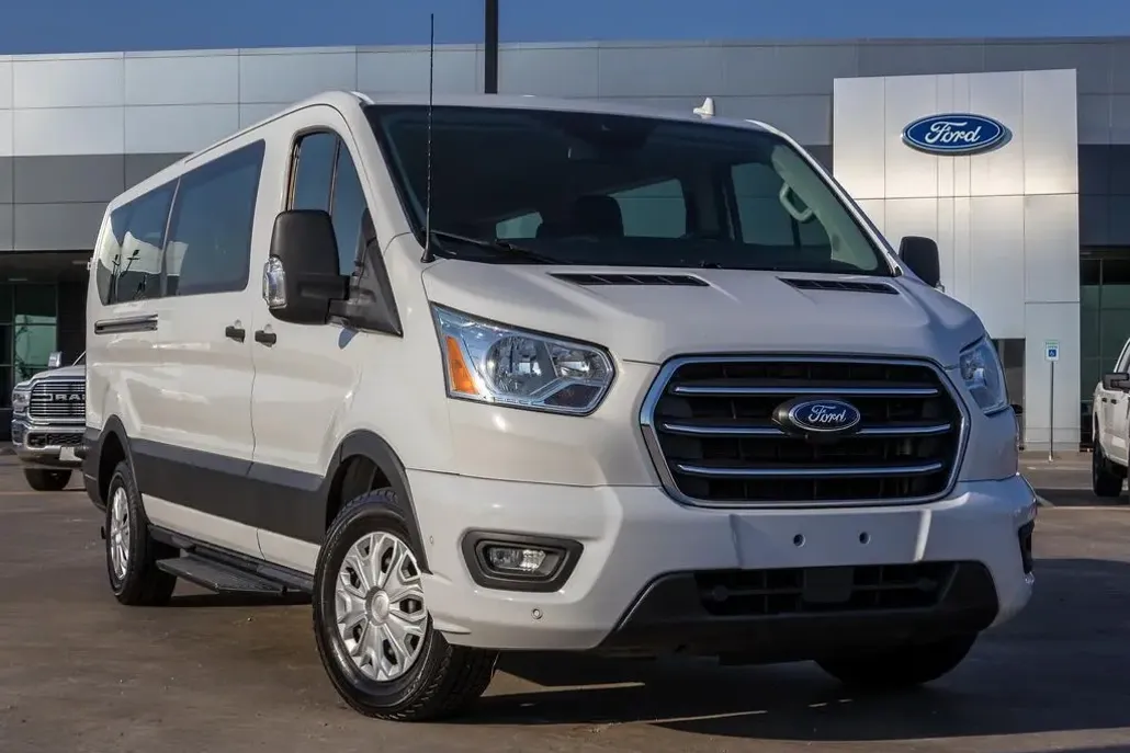 2020 Ford Transit photo 1