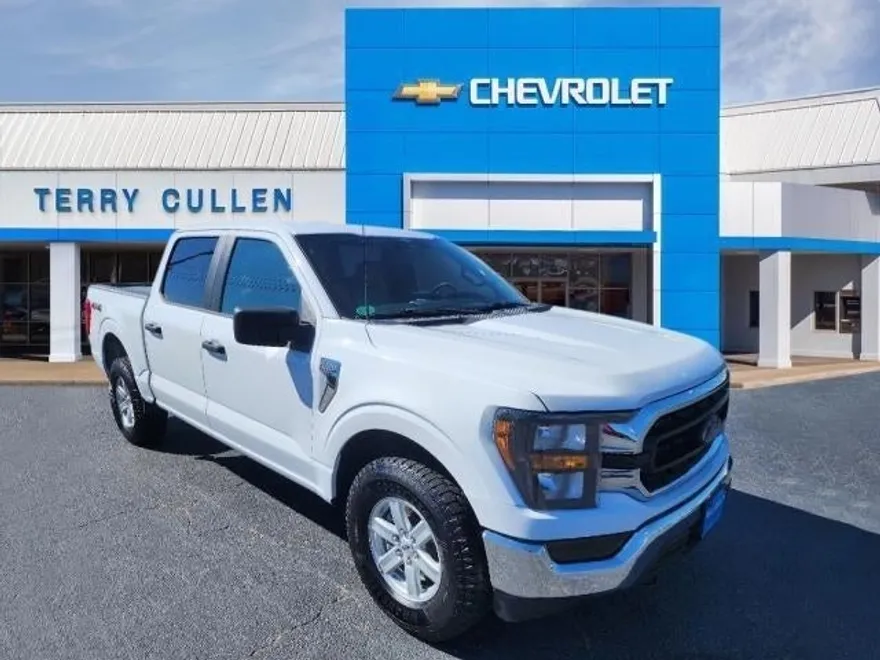 2023 Ford F-150 XLT photo 1
