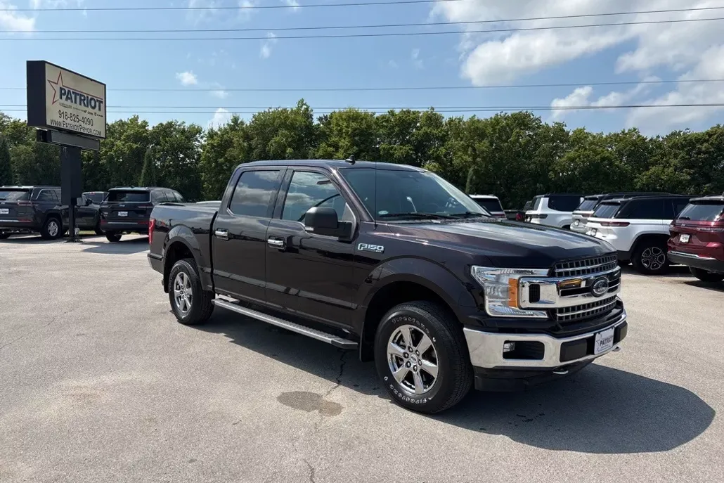 2019 Ford F-150 XLT photo 1