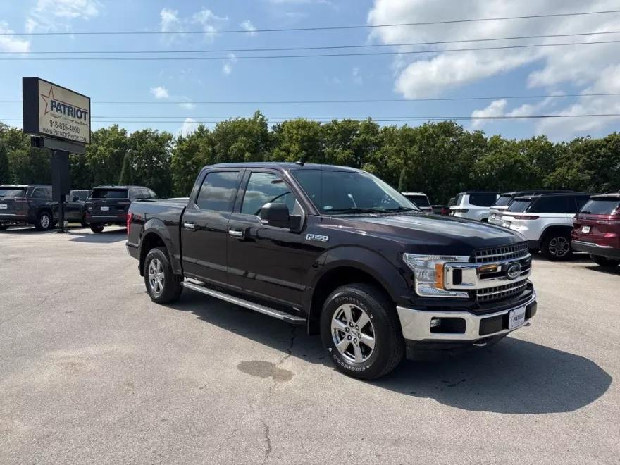 2019 Ford F-150 XLT photo 1