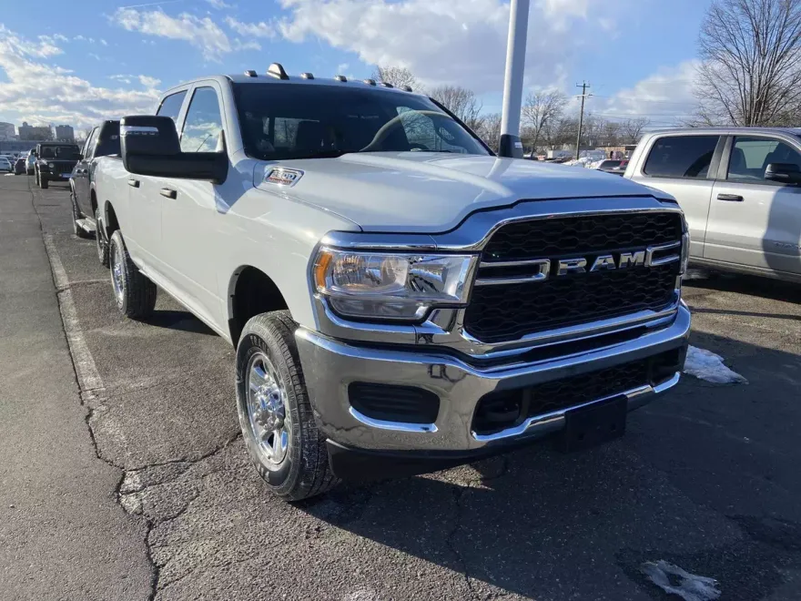 2024 Ram 2500 Tradesman photo 1