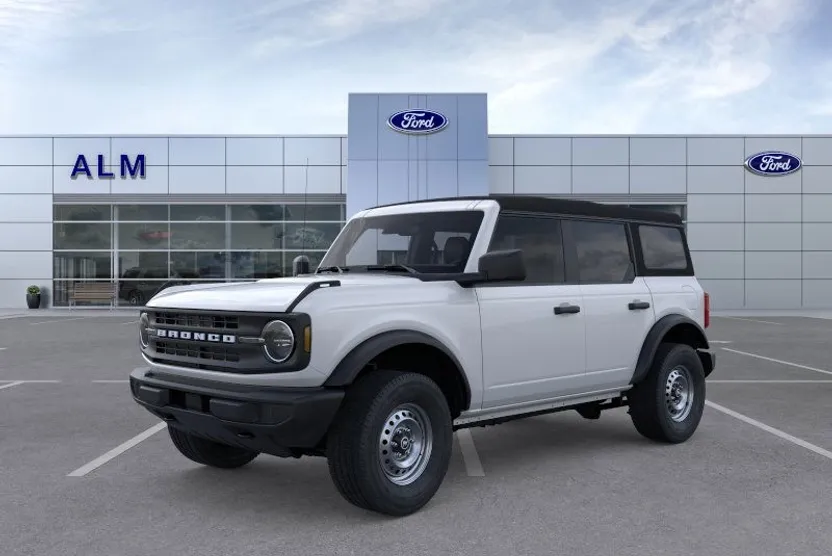 2025 Ford Bronco Base photo 1