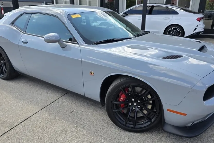 2021 Dodge Challenger R/T Scat Pack photo 1