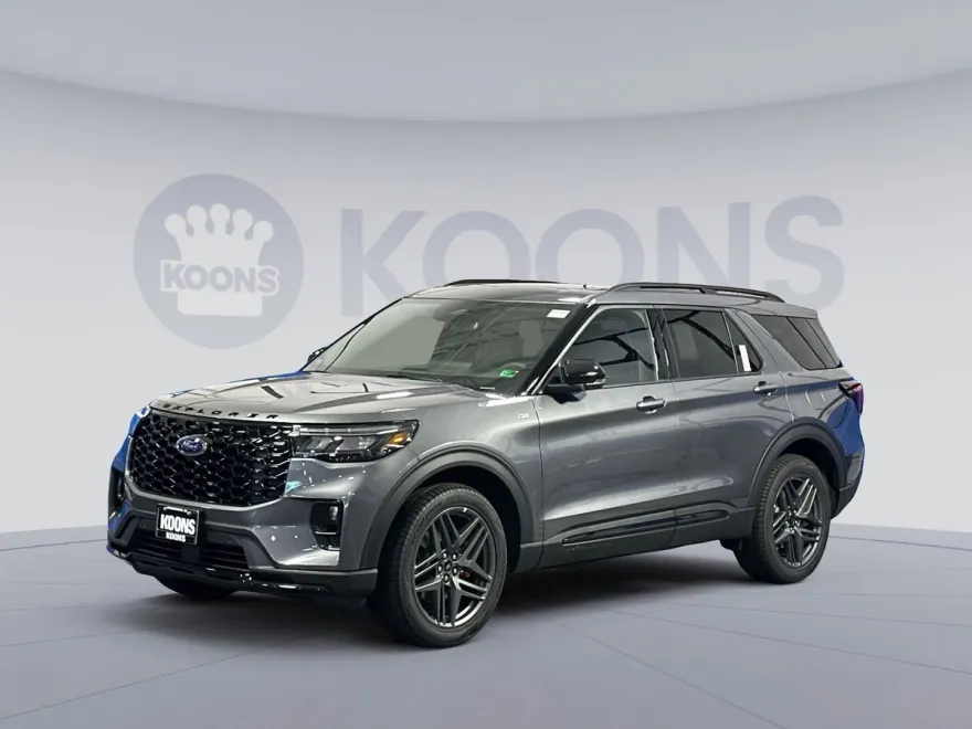 2025 Ford Explorer ST-Line photo 1