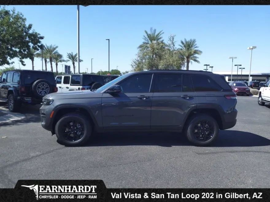 2025 Jeep Grand Cherokee Altitude X photo 1