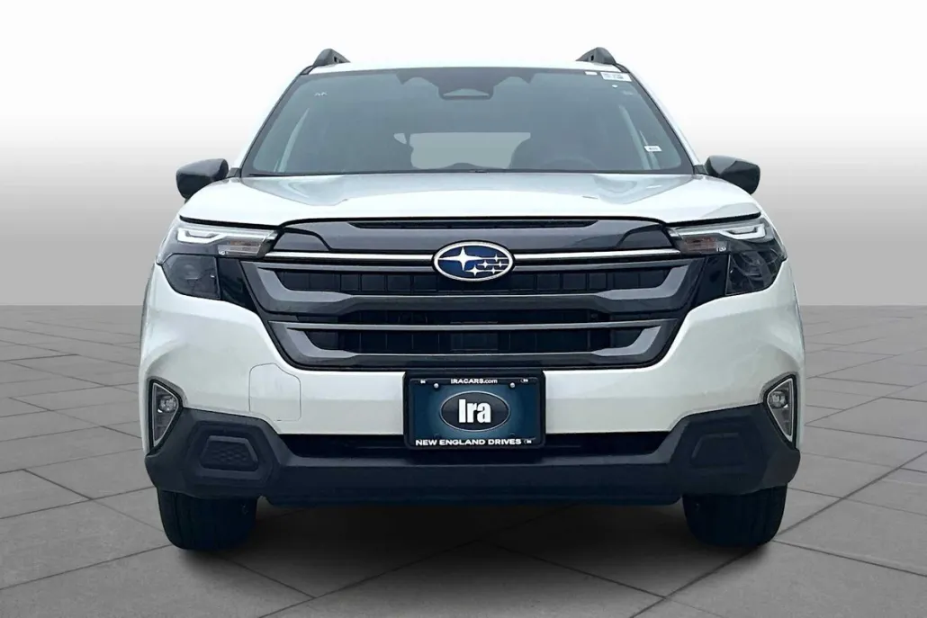 2025 Subaru Forester Premium Base photo 1