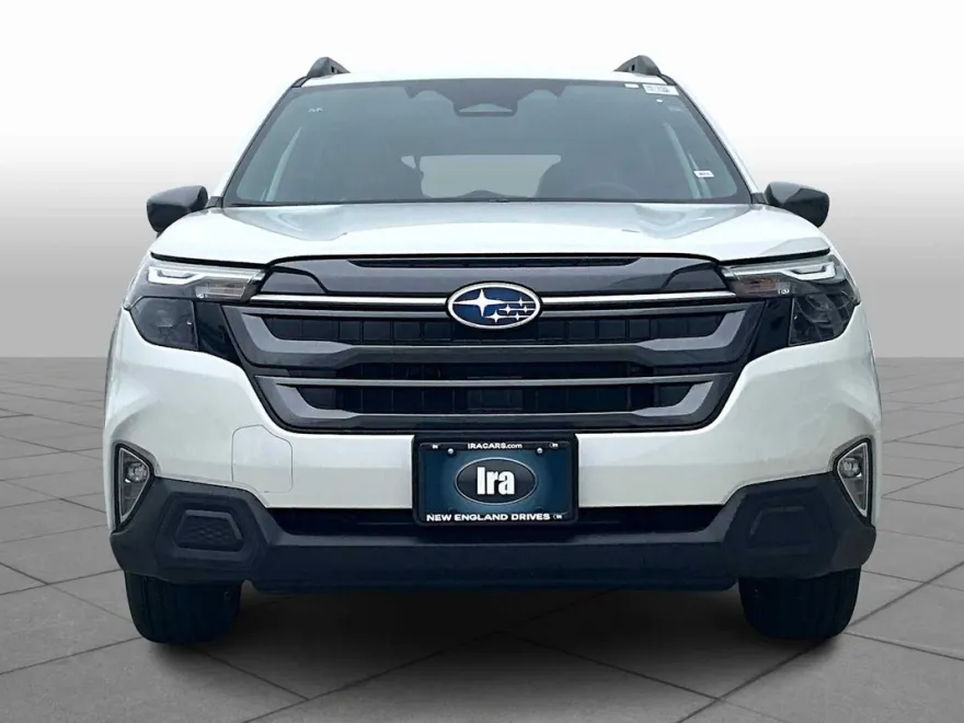 2025 Subaru Forester Premium Base photo 1