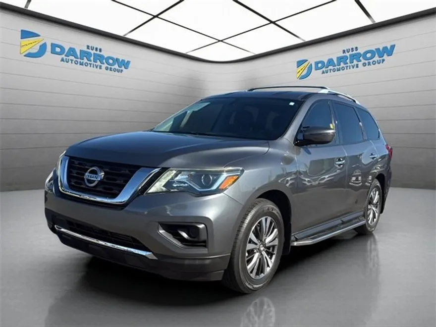 2018 Nissan Pathfinder S photo 1