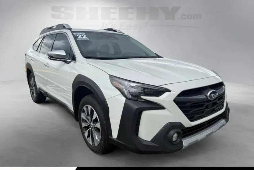 2023 Subaru Outback Touring XT photo 1