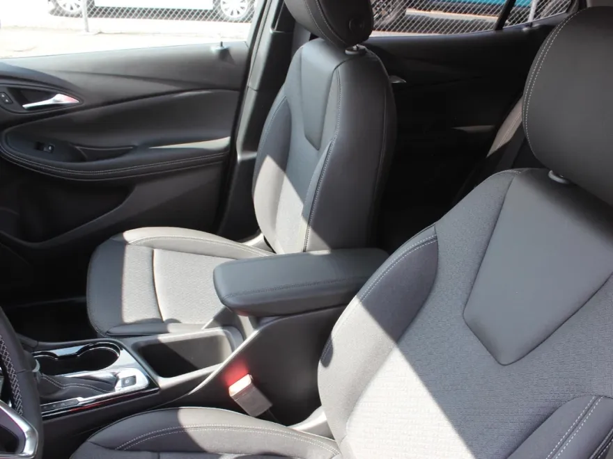 2026 Buick Encore GX Preferred photo 2