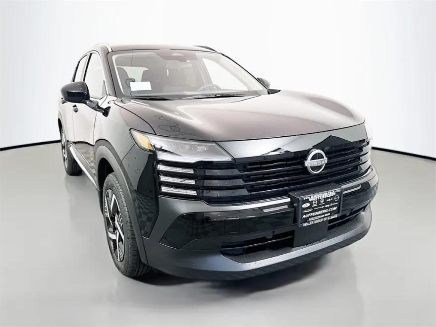 2026 Nissan Kicks SV photo 1