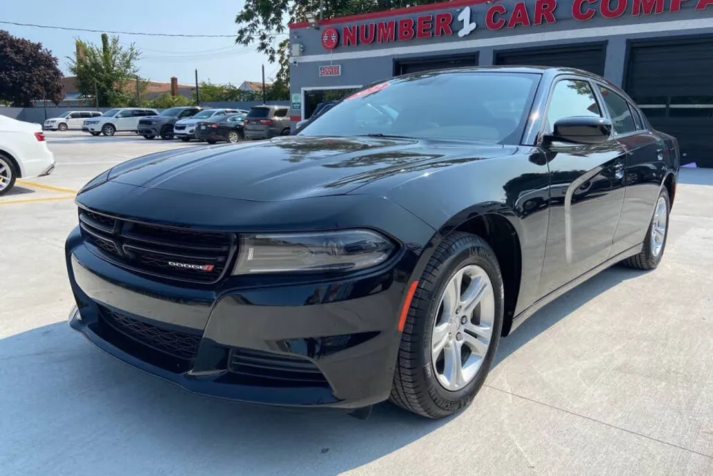 2022 Dodge Charger SXT photo 1