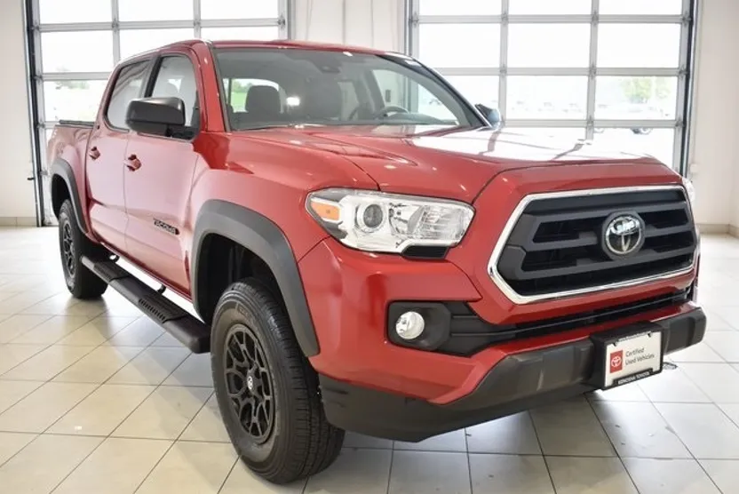 2023 Toyota Tacoma SR5 photo 1