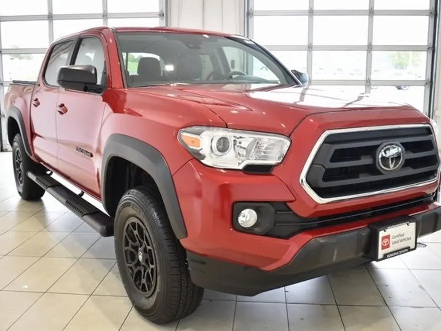 2023 Toyota Tacoma SR5 photo 1