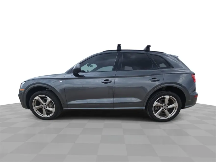 2020 Audi Q5 e Hybrid Premium photo 1