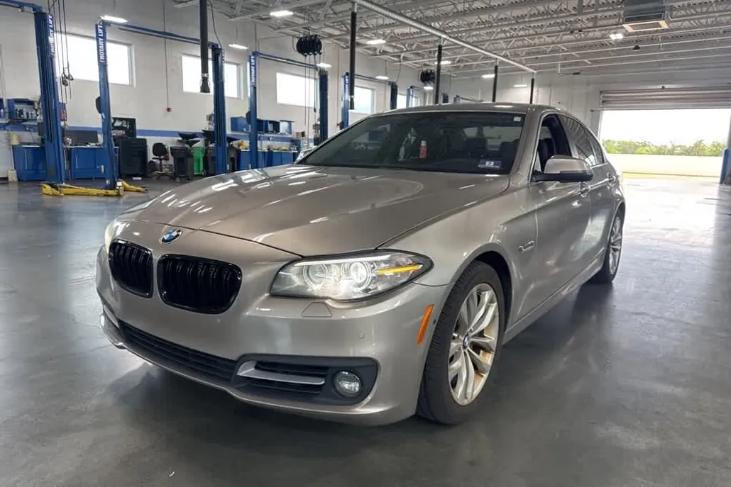 2016 Bmw 550i xDrive photo 1