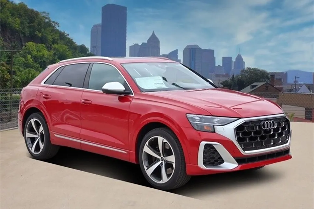 2025 Audi SQ8 Prestige photo 1