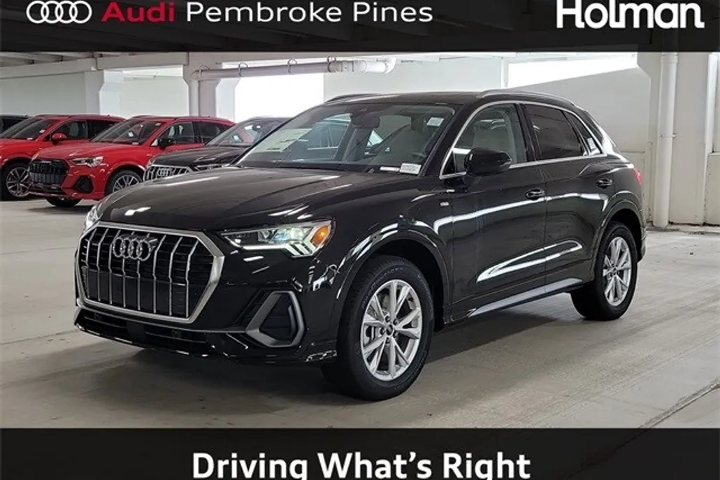 2025 Audi Q3 45 TFSI S line Premium Plus photo 1