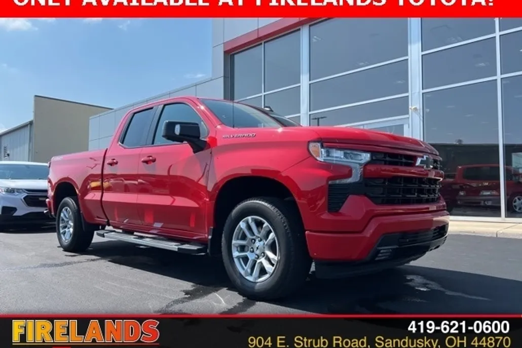 2022 Chevrolet Silverado 1500 RST photo 1