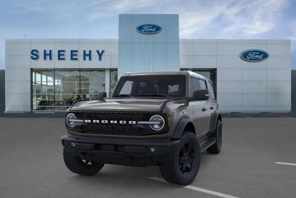 2025 Ford Bronco Outer Banks photo 1