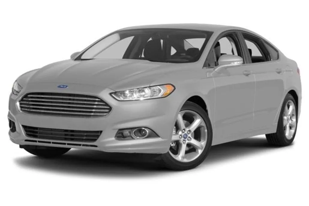 2015 Ford Fusion SE photo 1