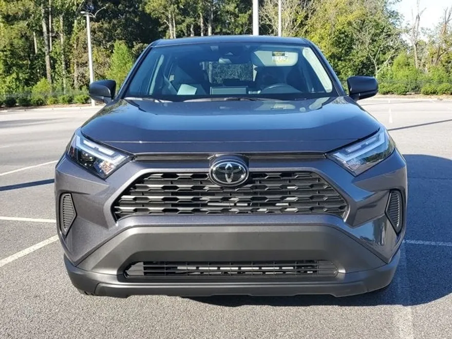 2025 Toyota RAV4 LE photo 1