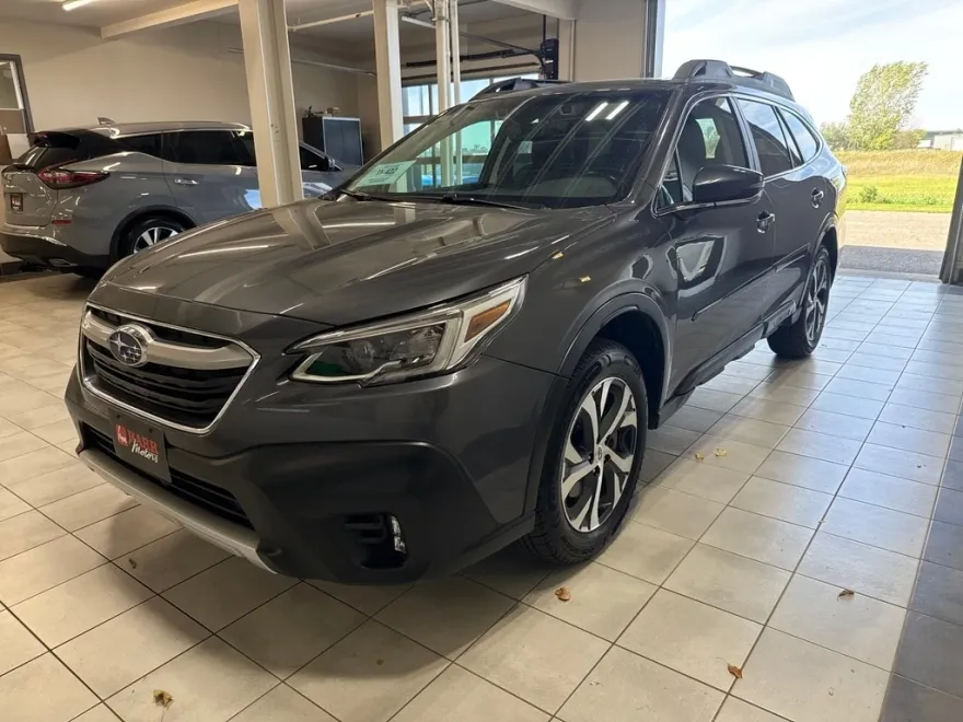 2022 Subaru Outback Limited photo 1