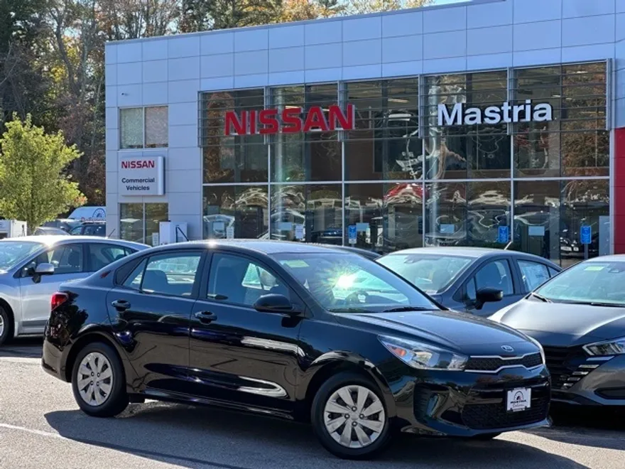 2020 Kia Rio LX photo 1