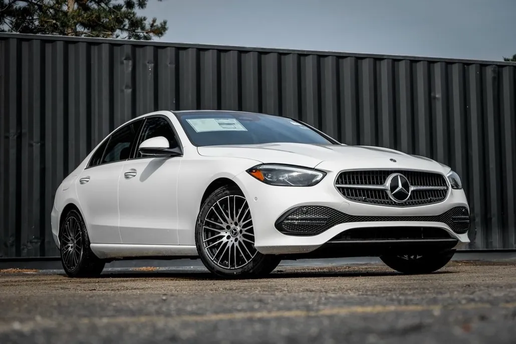 2025 Mercedes Benz C 300 4MATIC photo 1