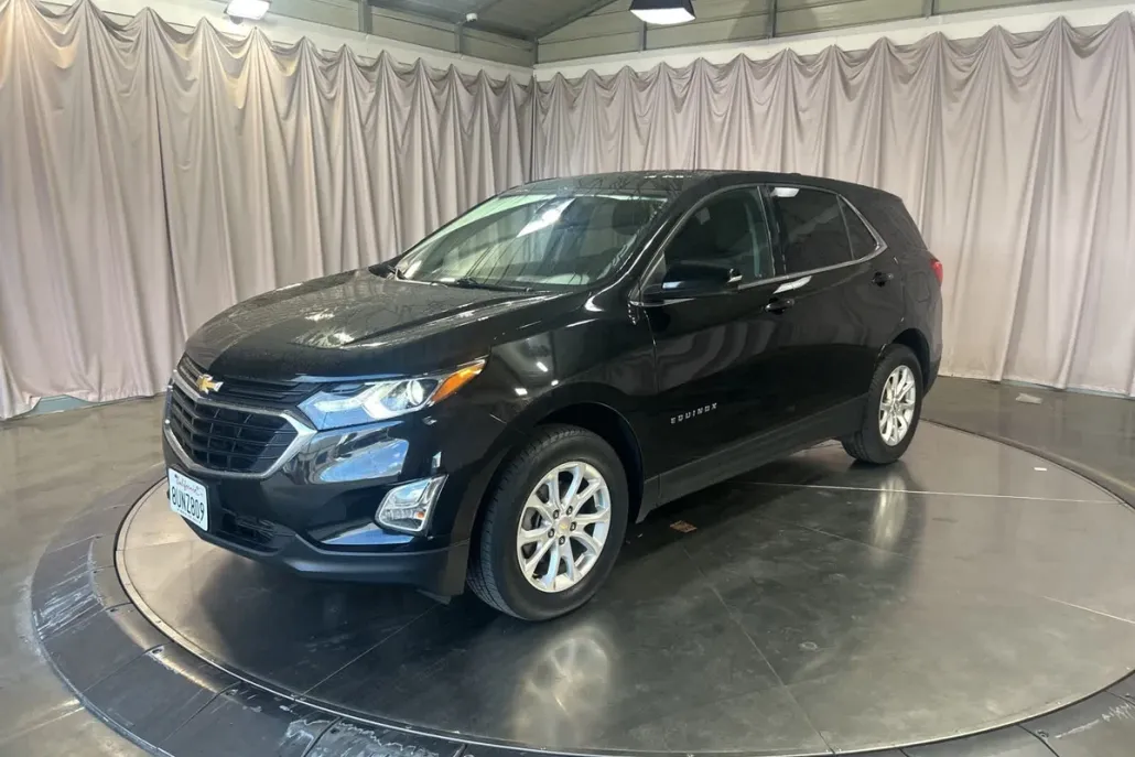 2019 Chevrolet Equinox LT photo 1