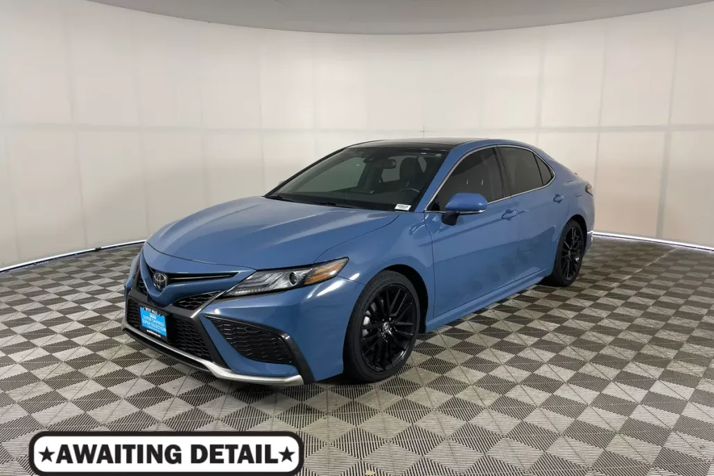 2023 Toyota Camry XSE photo 1