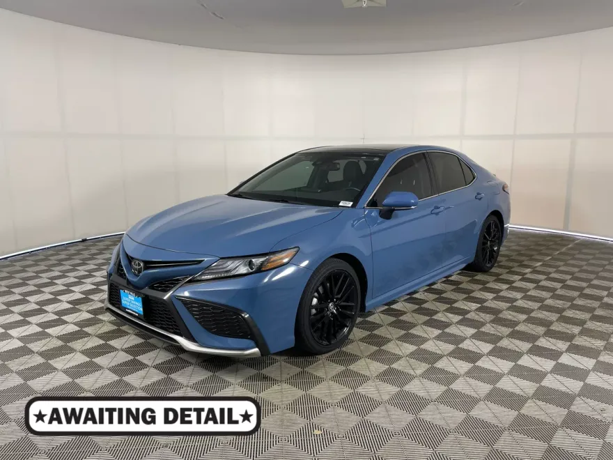 2023 Toyota Camry XSE photo 1