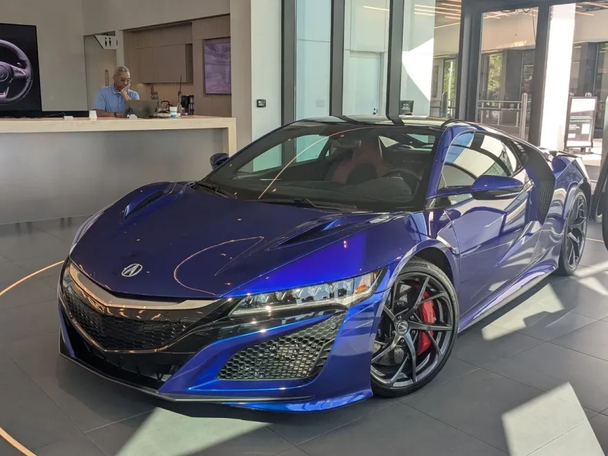 2017 Acura NSX photo 1