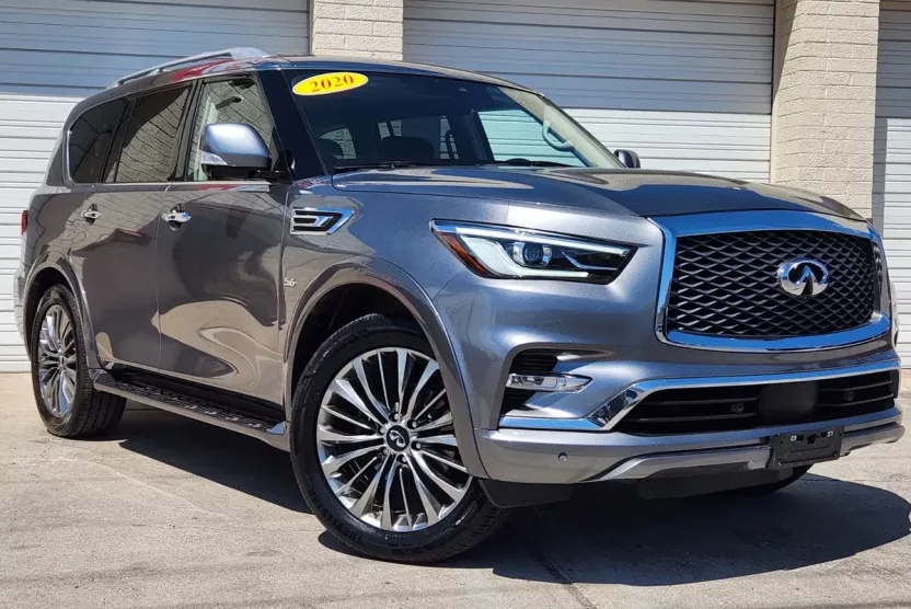 2020 Infiniti QX80 Luxe photo 1