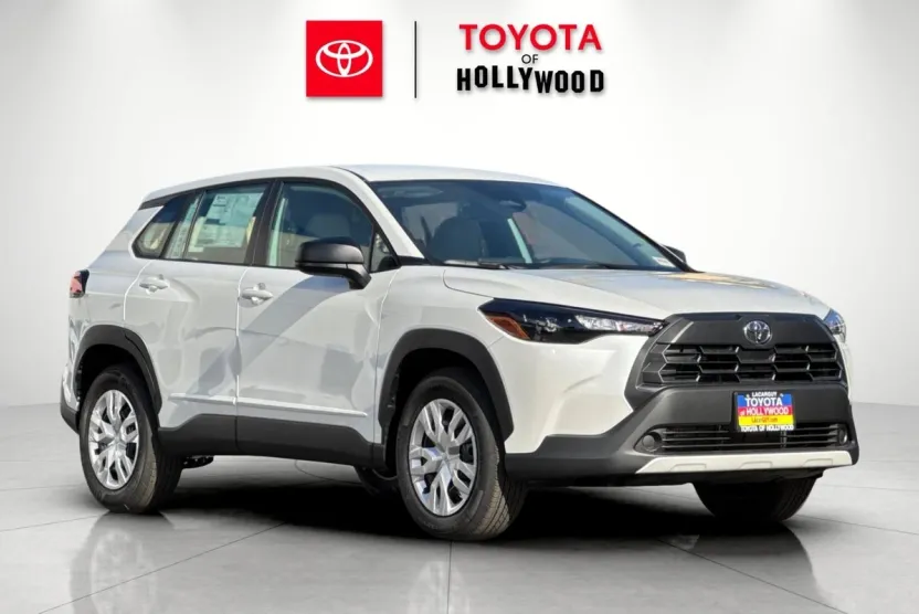2026 Toyota Corolla Cross L photo 1