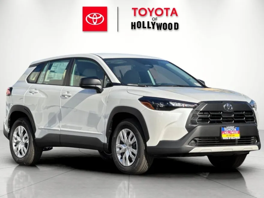 2026 Toyota Corolla Cross L photo 1