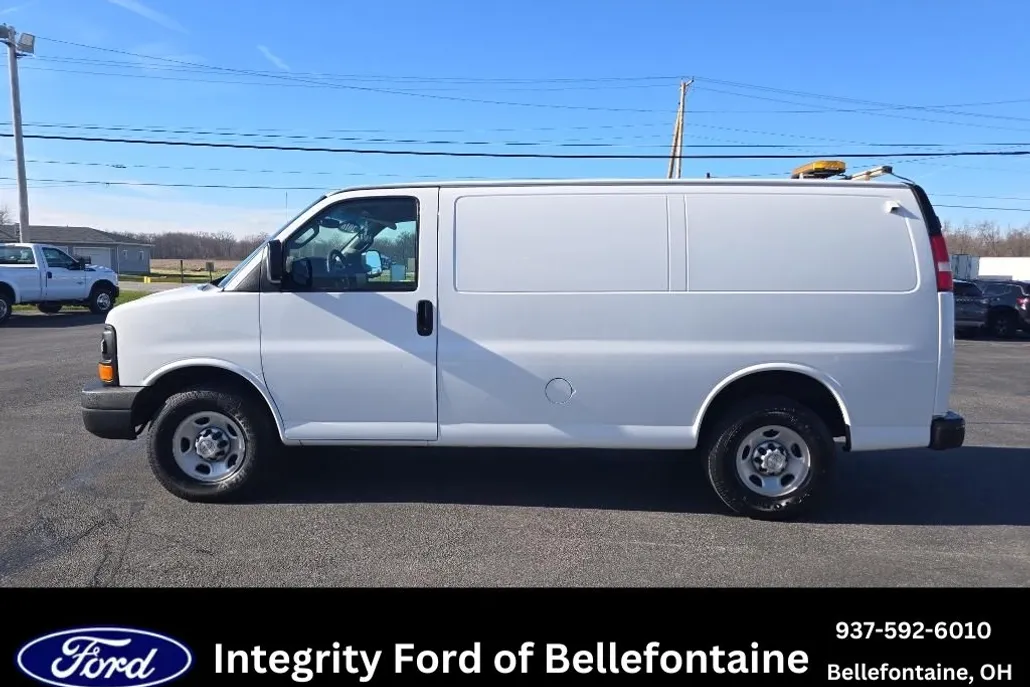 2016 Chevrolet Express 2500 photo 1