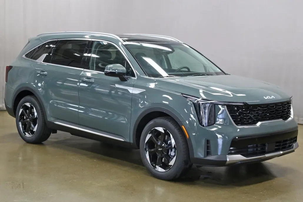 2025 Kia Sorento Hybrid EX photo 1