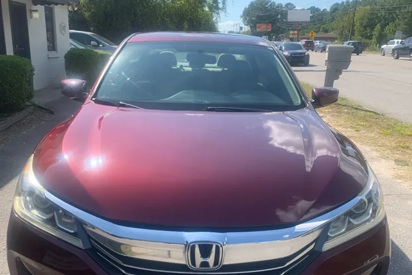 2016 Honda Accord LX photo 1