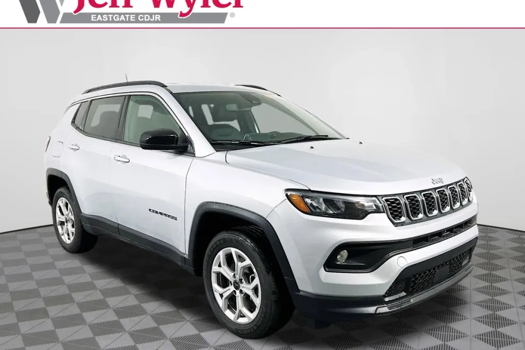 2025 Jeep Compass Latitude photo 1