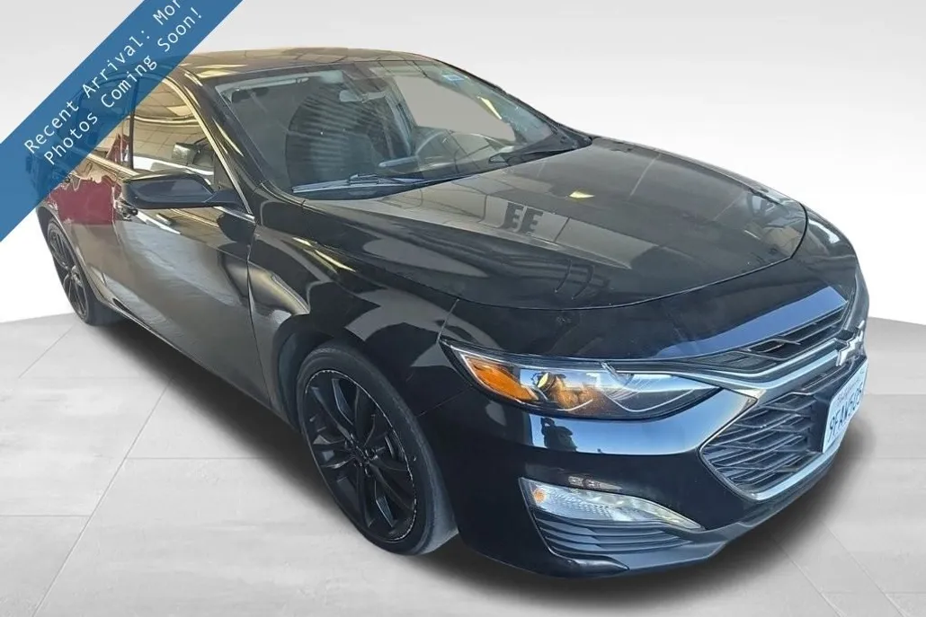 2021 Chevrolet Malibu 1LT photo 1