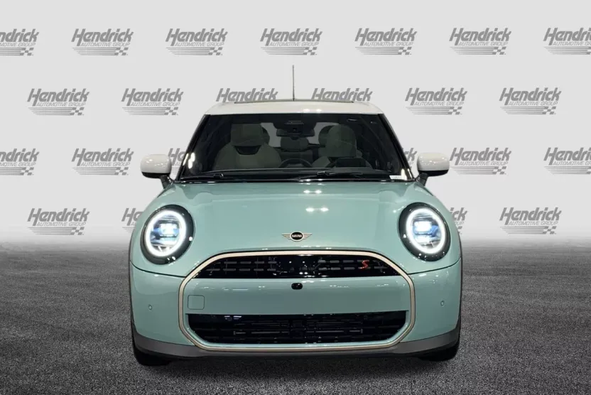 2026 Mini Cooper S Iconic photo 1