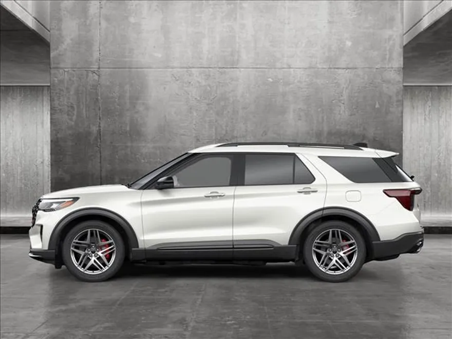 2025 Ford Explorer ST photo 1